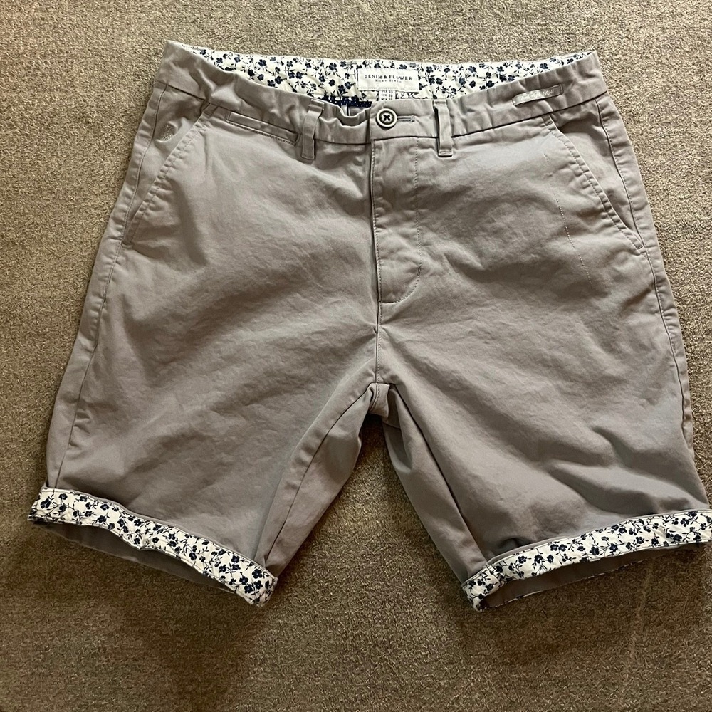 Denim & Flower Ricky Singh Mens Gray Floral Trim Pineapple Chino Shorts Size 30